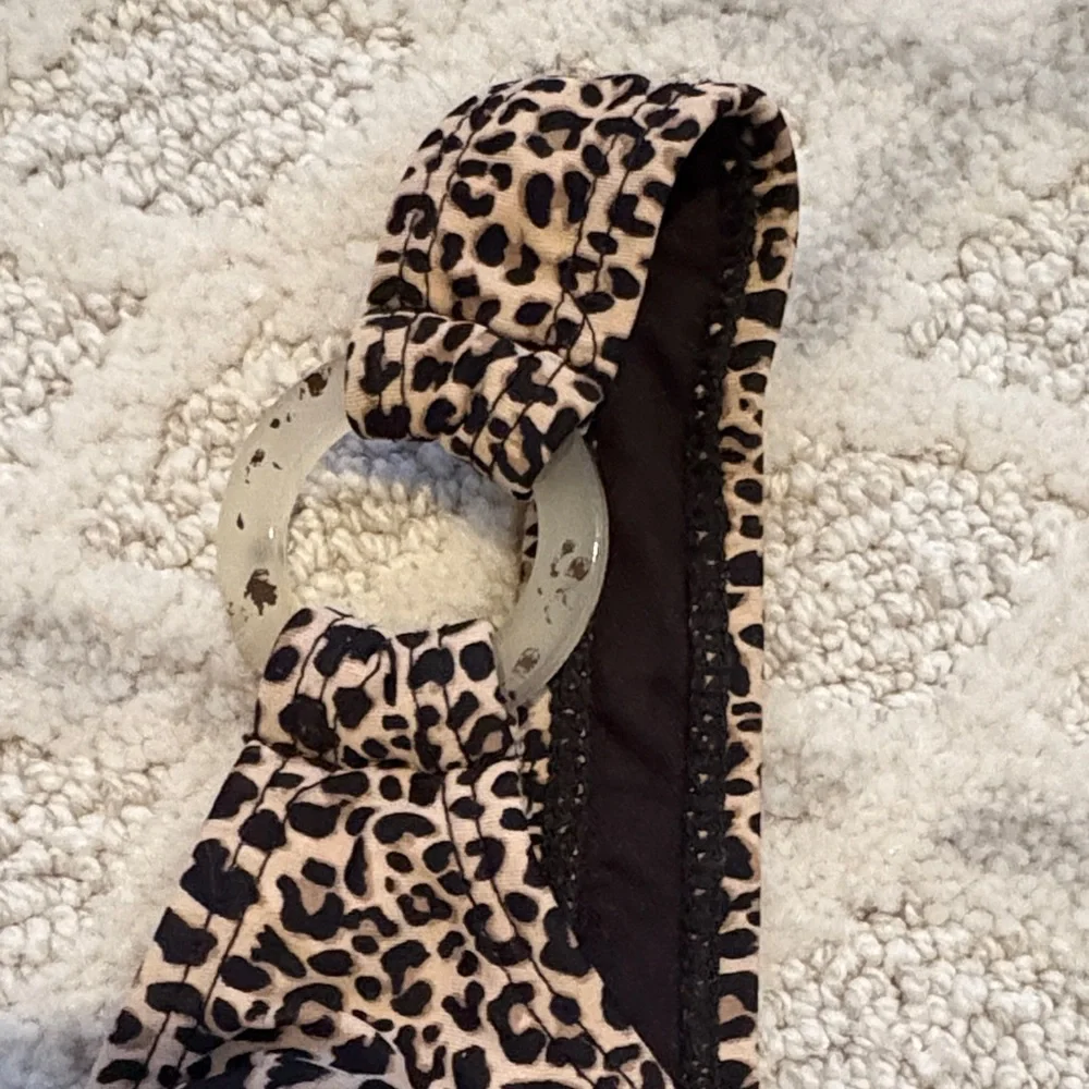 Cheetah Print One-Shoulder Bikini Set - Picture 5 of 5